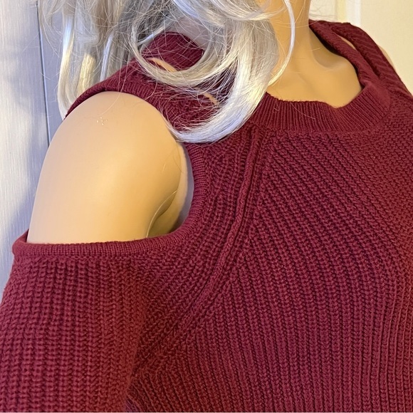 HOLLISTER Burgundy Sweater XS - Picture 7 of 9
